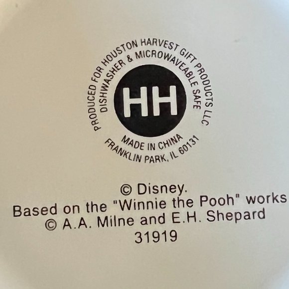 DISNEY Winnie the Pooh HAPPY BEING ME Vintage Ceramic Mug ~ A. A. Milne - Picture 6 of 6